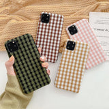 Warm Plaid Cloth Fabric Simple Phone Case Back Cover for iPhone 12 Pro Max/12 Pro/12/12 Mini/SE/11 Pro Max/11 Pro/11/XS Max/XR/XS/X/8 Plus/8 - halloladies